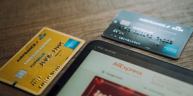 How to Be a Responsible Credit Card User